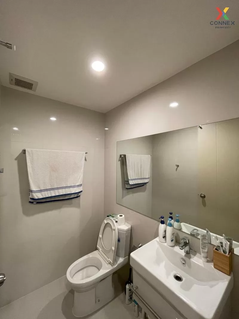 FOR RENT condo , Life Asoke , nice view , high floor , MRT-Phetch