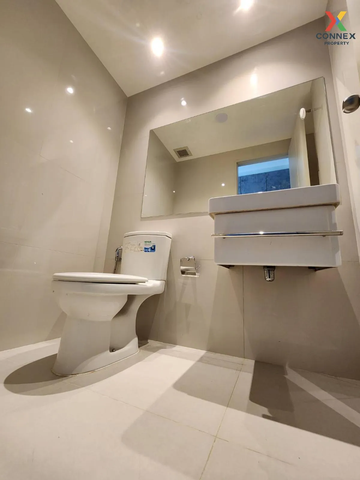 เช่าคอนโด  ไลฟ์ อโศก MRT-เพชรบุรี บางกะปิ เขต ห้วยขวาง กรุงเทพ CX