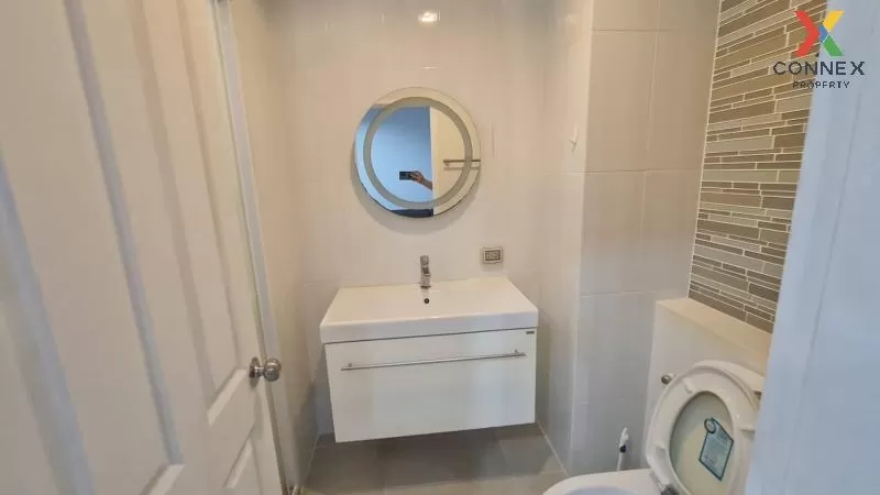 FOR RENT condo , Life @ Ladprao 18 , BTS-Ha Yaek Lat Phrao , Chom