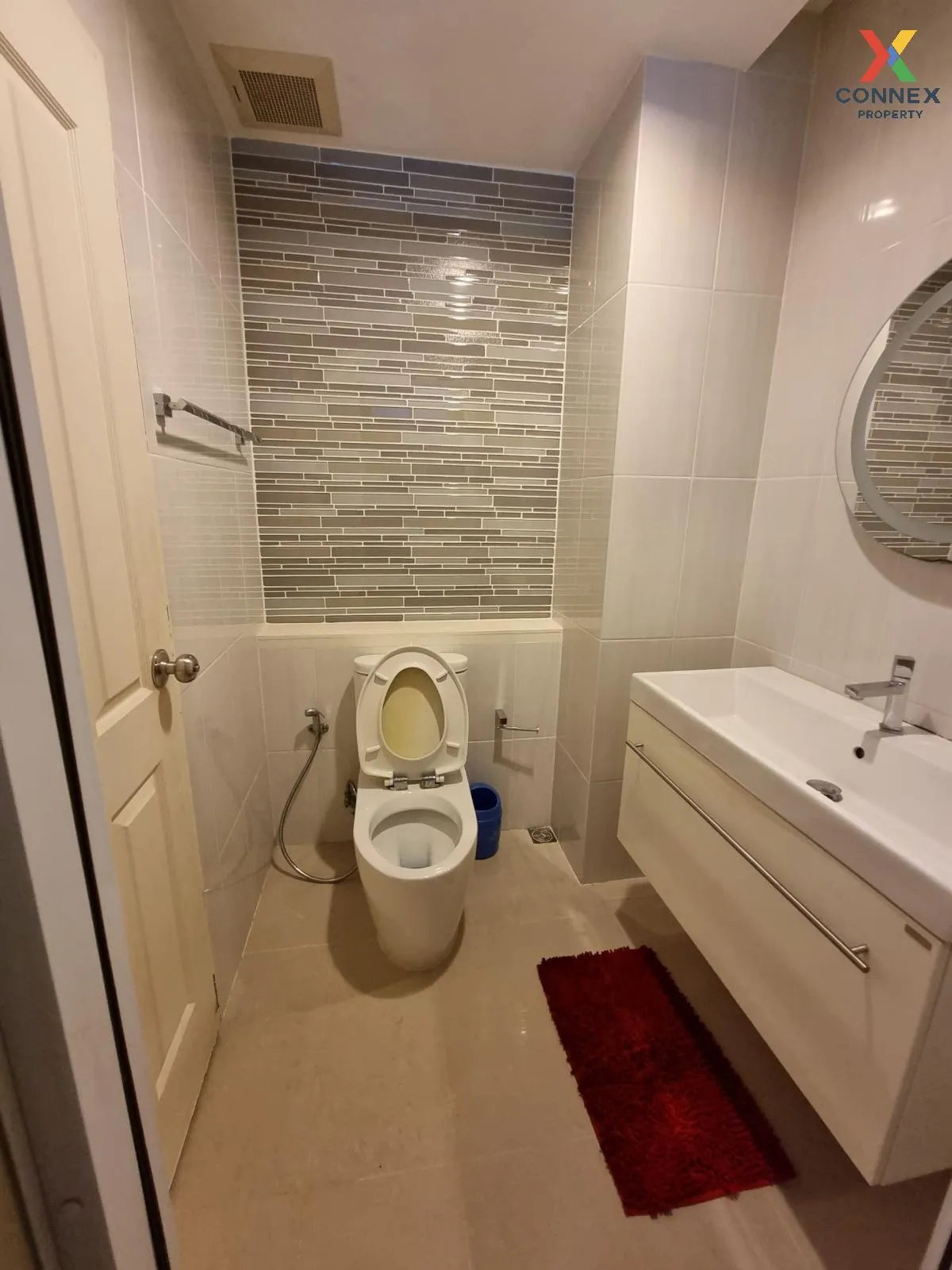 FOR RENT condo , Life @ Ladprao 18 , BTS-Ha Yaek Lat Phrao , Chom