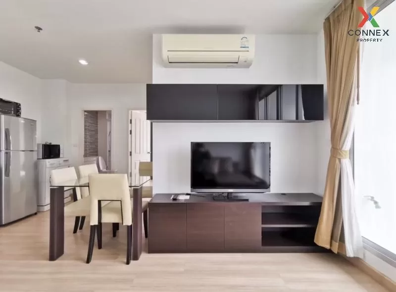 FOR RENT condo , Life @ Ladprao 18 , high floor , corner unit , B 2