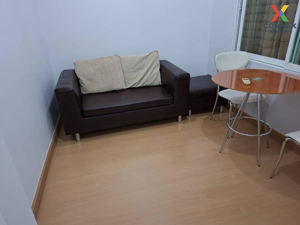 FOR RENT condo , Life @ Ratchada - Huaikwang , MRT-Huai Khwang ,  1