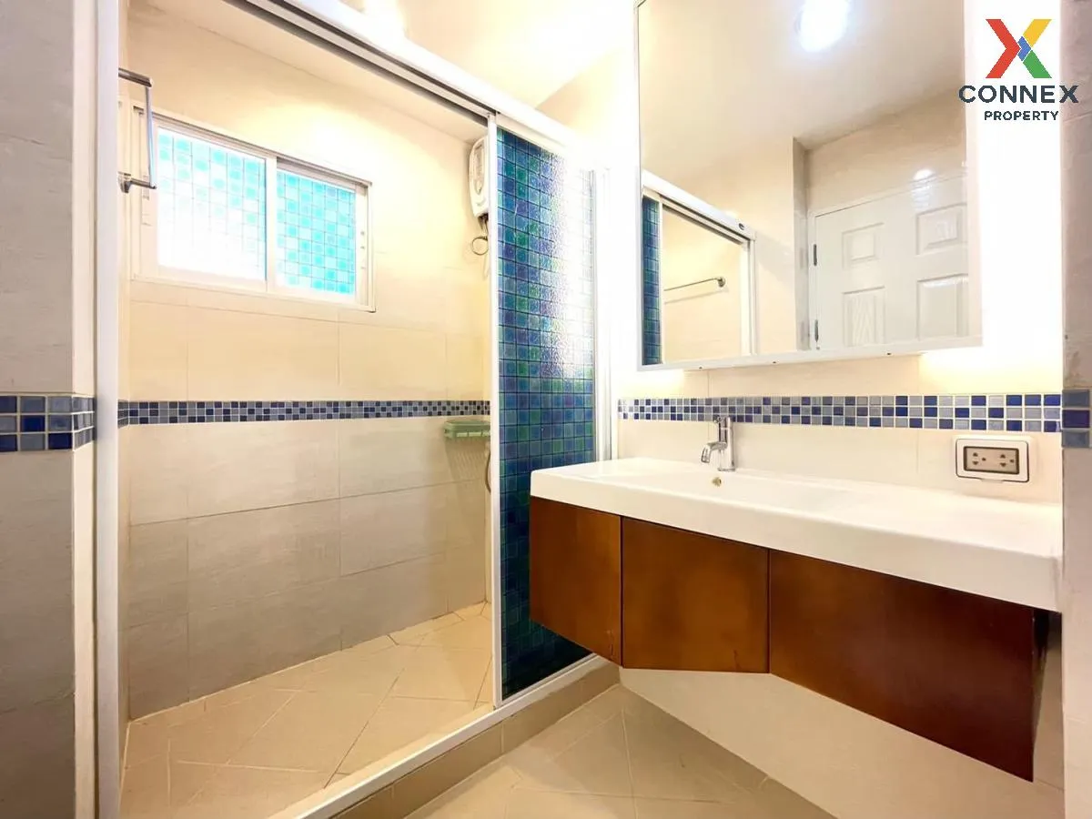 FOR RENT condo , Life @ Ratchada - Huaikwang , MRT-Huai Khwang ,  FOR RENT condo , Life @ Ratchada - Huaikwang , MRT-Huai Khwang ,