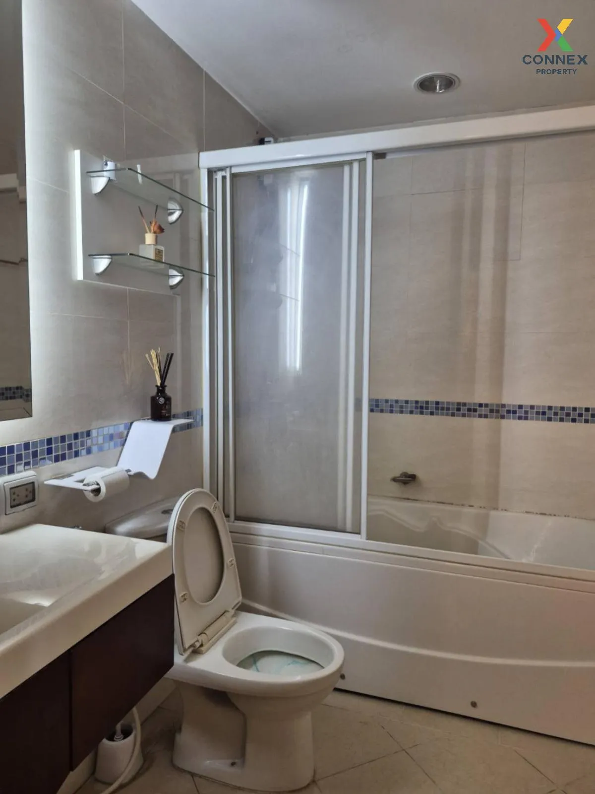 FOR RENT condo , Life @ Ratchada - Huaikwang , MRT-Huai Khwang ,  FOR RENT condo , Life @ Ratchada - Huaikwang , MRT-Huai Khwang ,