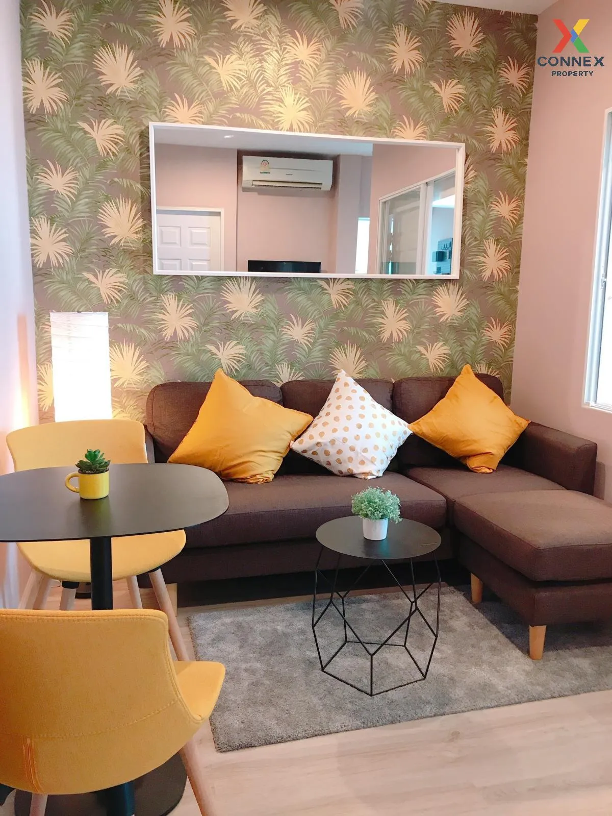 FOR RENT condo , Life @ Ratchada - Suthisan , MRT-Sutthisan , Sam 1