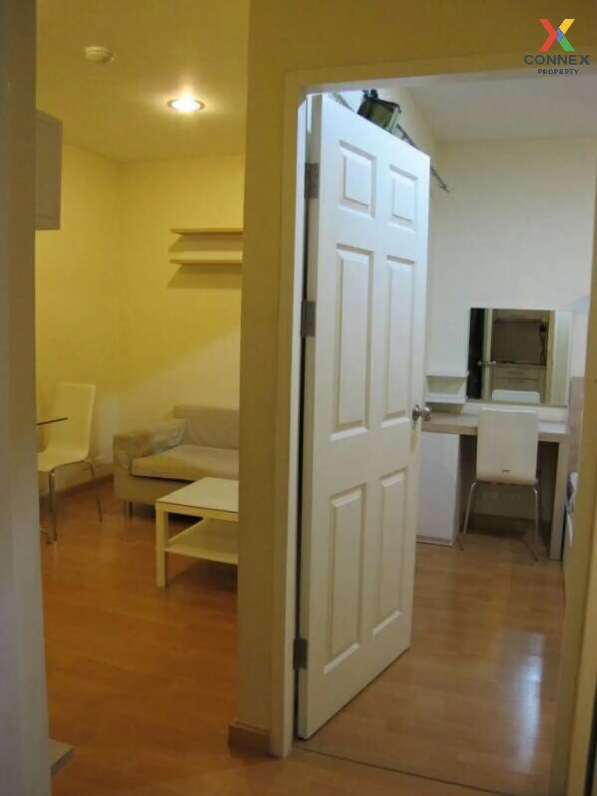 FOR RENT condo , Life @ Ratchada - Suthisan , MRT-Sutthisan , Sam 4