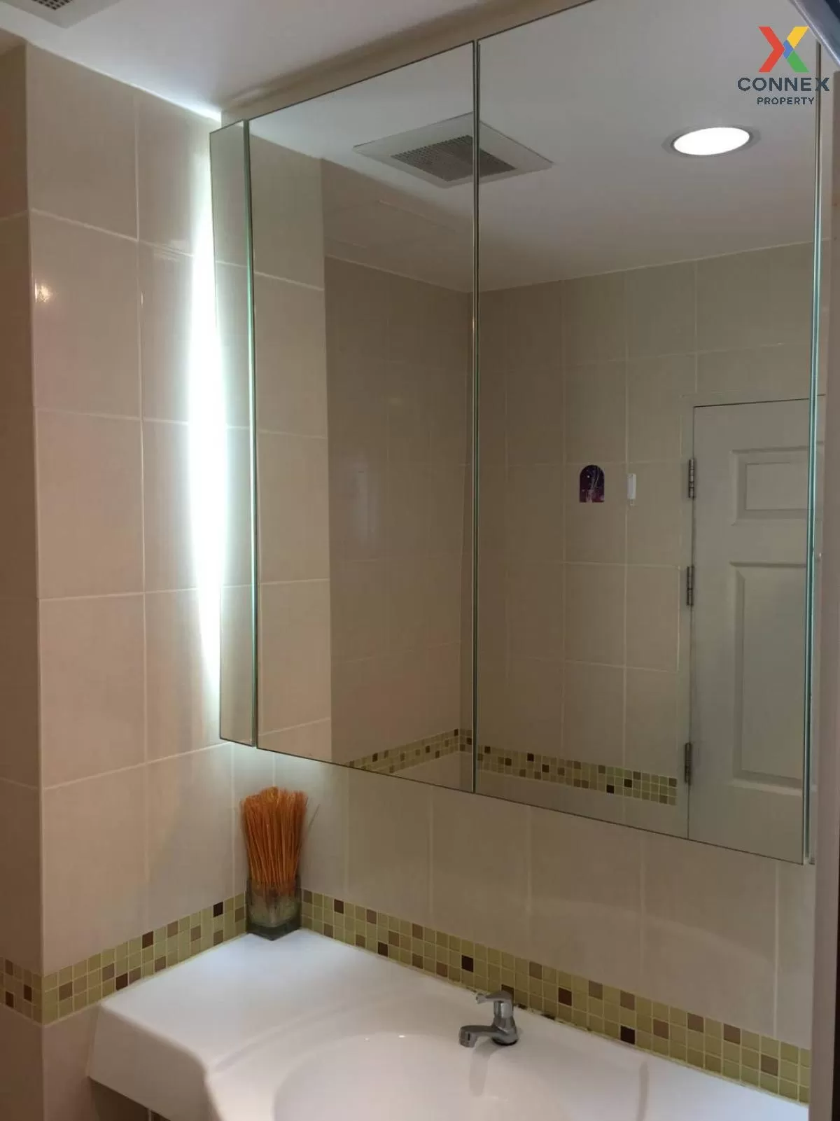 ขายคอนโด  ไลฟ์ แอท รัชดา (ลาดพร้าว 36) BTS-ห้าแยกลาดพร้าว จอมพล   ขายคอนโด  ไลฟ์ แอท รัชดา (ลาดพร้าว 36) BTS-ห้าแยกลาดพร้าว จอมพล