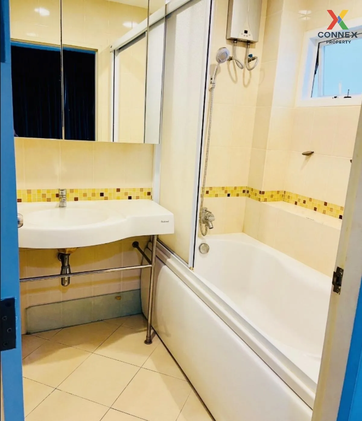 FOR RENT condo , Life @ Ratchada (Ladprao 36) , BTS-Ha Yaek Lat P