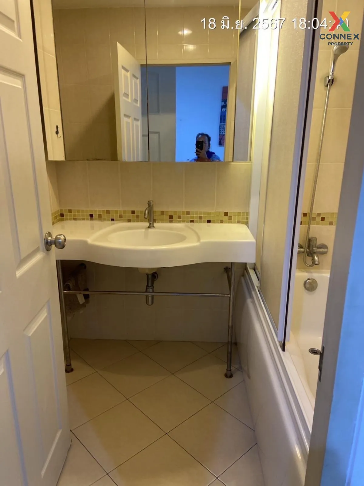 FOR RENT condo , Life @ Ratchada (Ladprao 36) , BTS-Ha Yaek Lat P