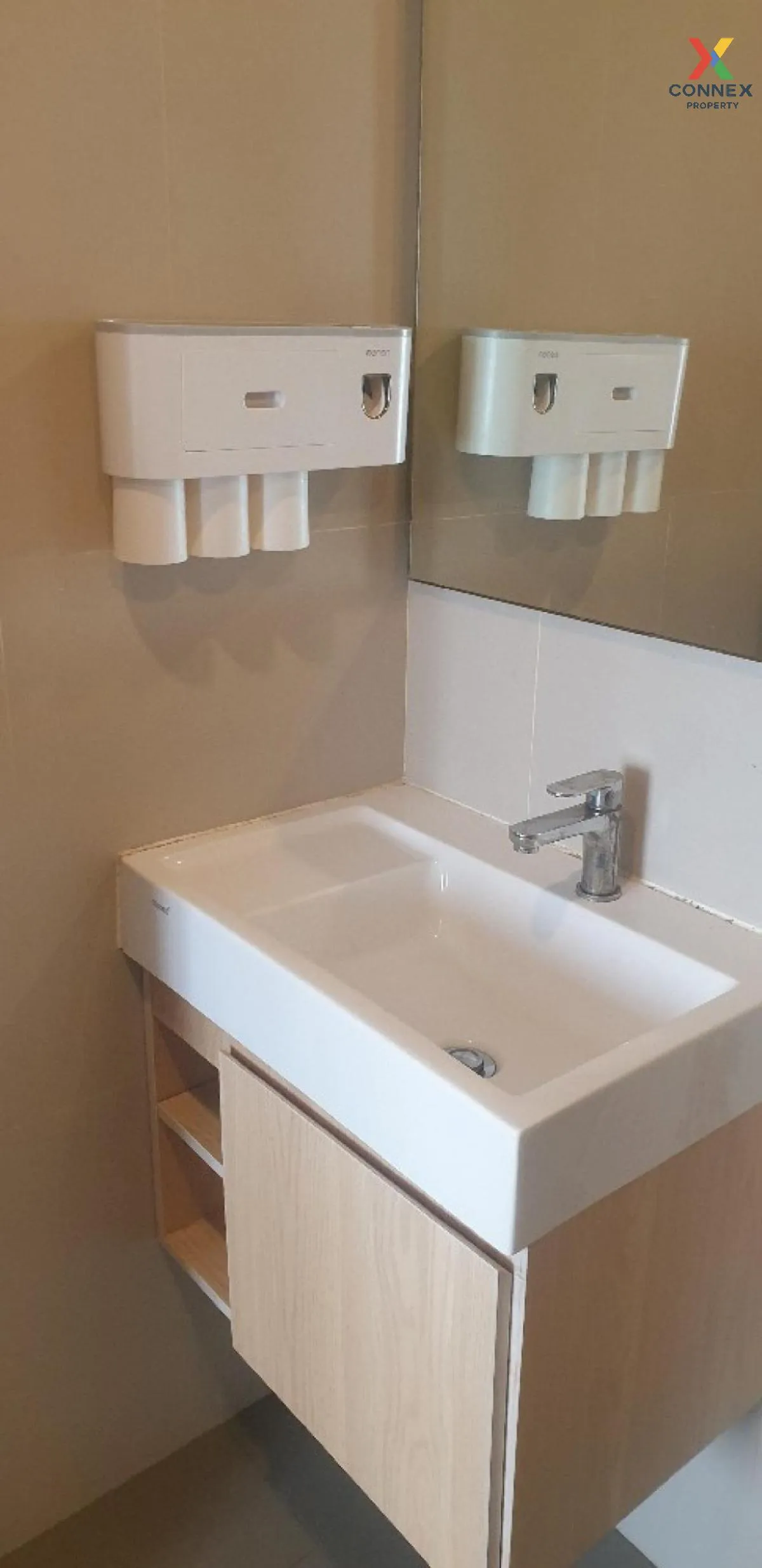 FOR RENT condo , Lumpini Suite Phetchaburi Makkasan , MRT-Phetcha