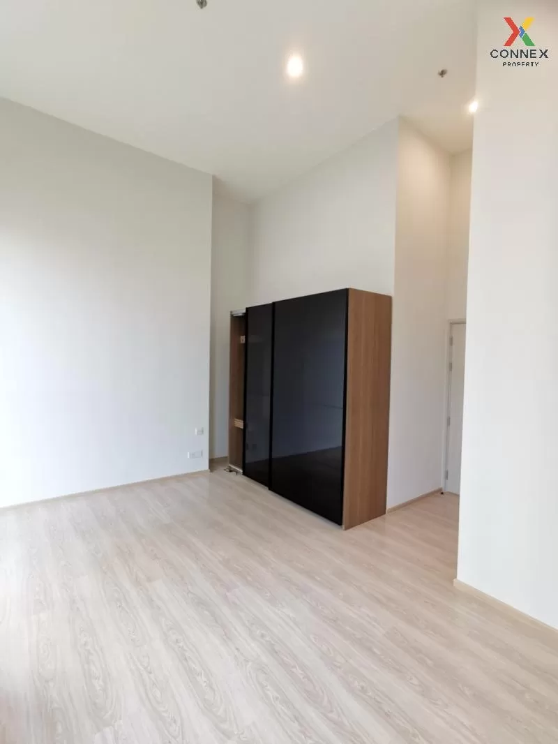 FOR SALE condo , Noble Revolve Ratchada 2 , MRT-Thailand Cultural