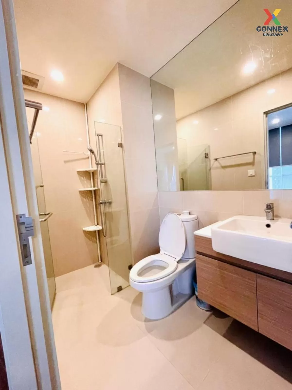 FOR RENT condo , Noble Revolve Ratchada 2 , MRT-Thailand Cultural