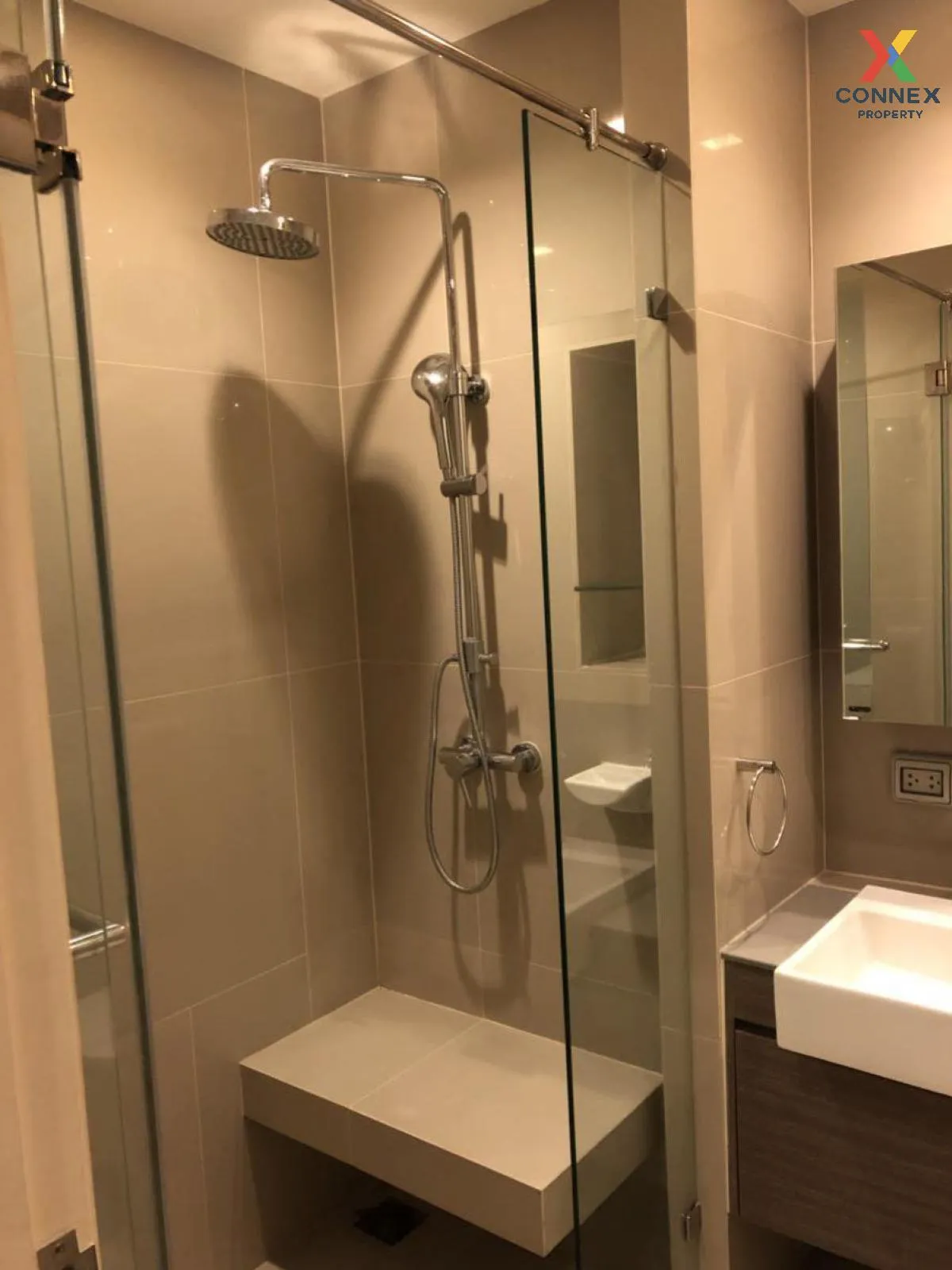 FOR SALE condo , Quinn Ratchada 17 , MRT-Sutthisan , Din Daeng ,  FOR SALE condo , Quinn Ratchada 17 , MRT-Sutthisan , Din Daeng ,