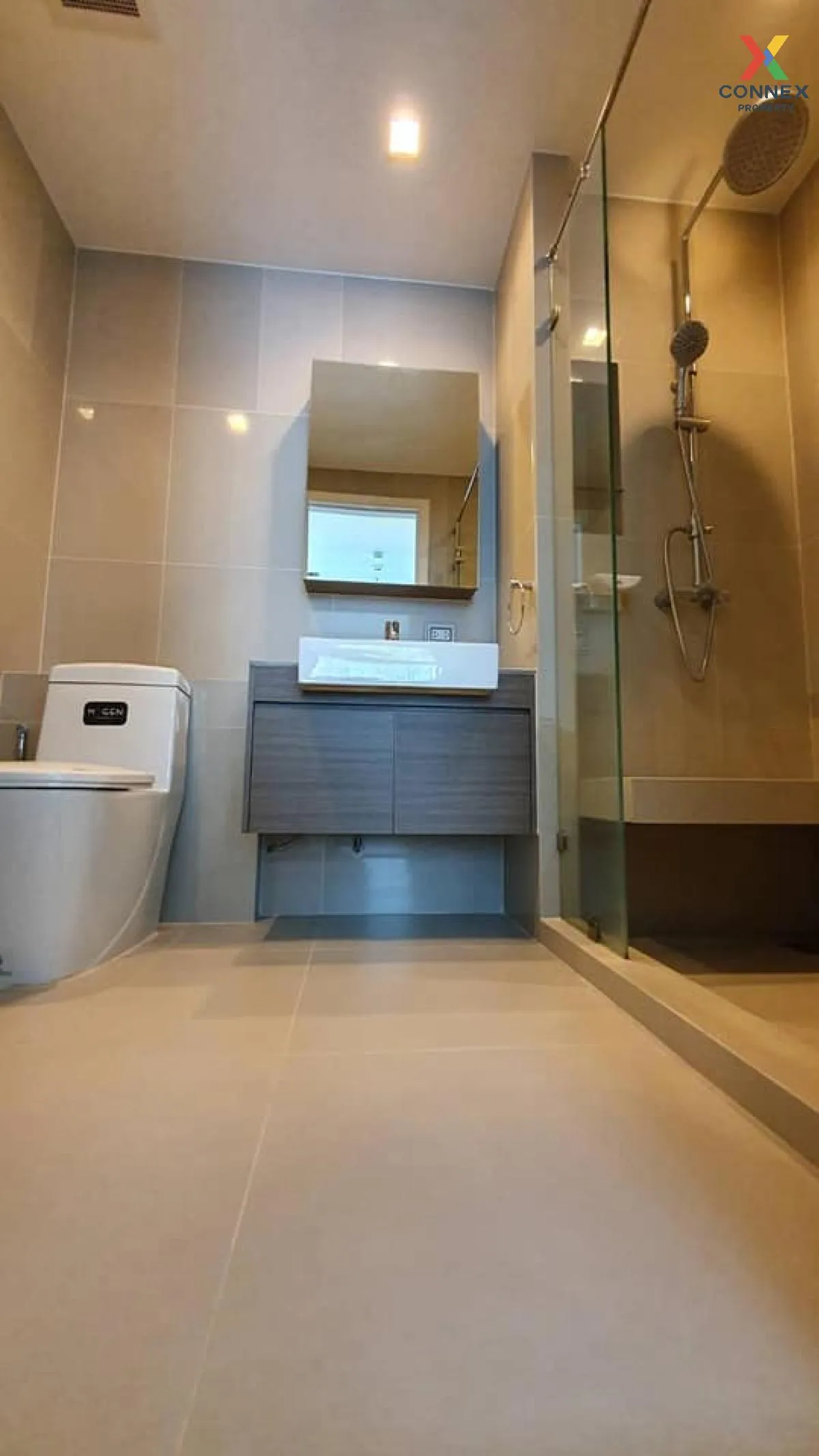 FOR RENT condo , Quinn Ratchada 17 , MRT-Sutthisan , Din Daeng , 