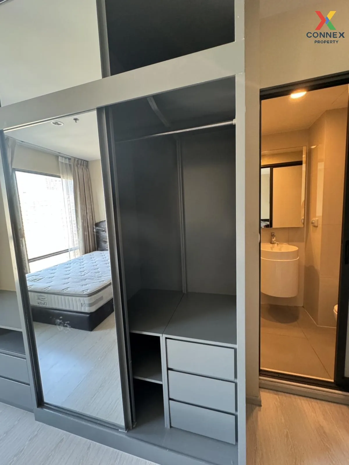 FOR RENT condo , RHYTHM Asoke , MRT-Phra Ram 9 , Makkasan , Rat T 3