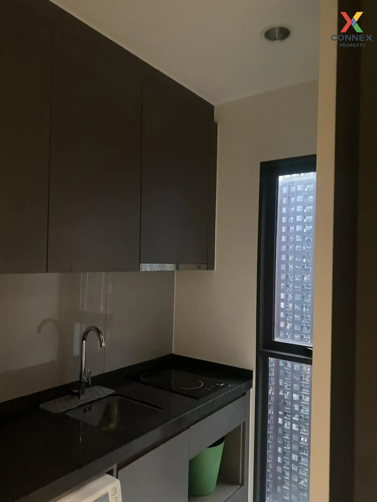 เช่าคอนโด  ริทึ่ม อโศก MRT-พระราม 9 มักกะสัน เขต ราชเทวี กรุงเทพ 