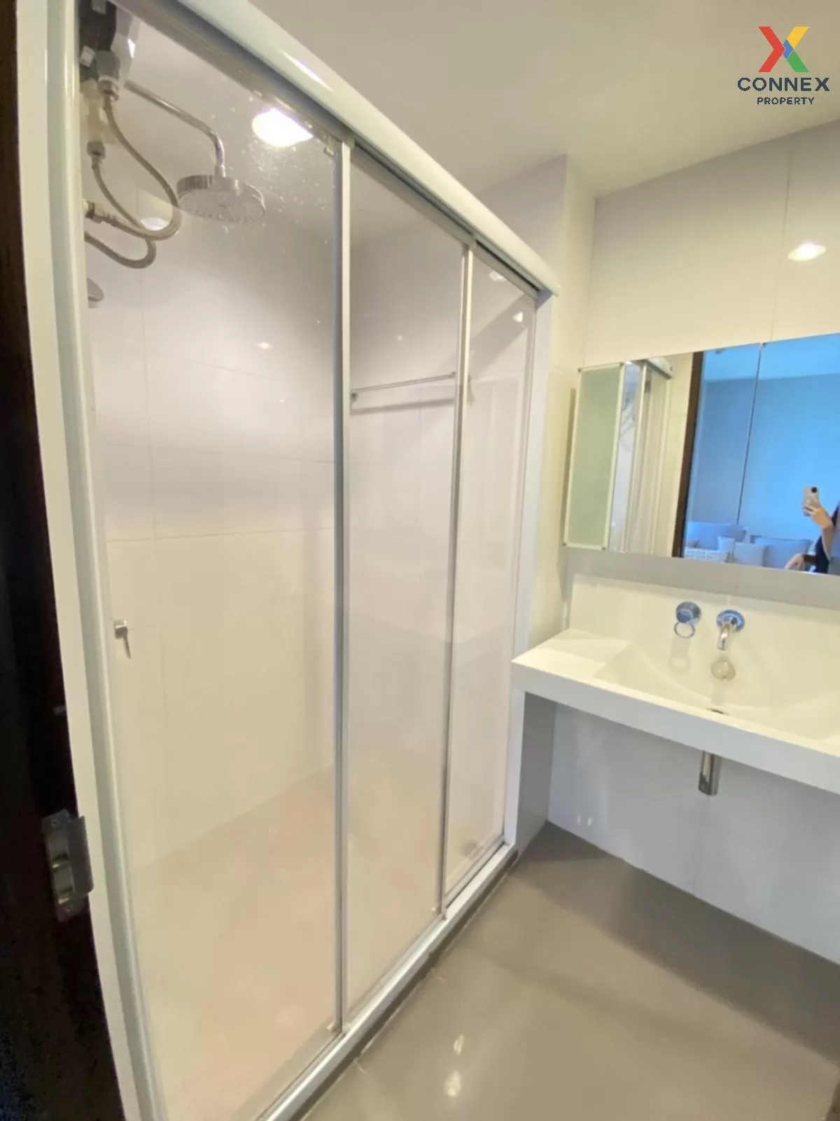 FOR RENT condo , Rhythm Ratchada , MRT-Ratchadaphisek , Sam Saen  FOR RENT condo , Rhythm Ratchada , MRT-Ratchadaphisek , Sam Saen