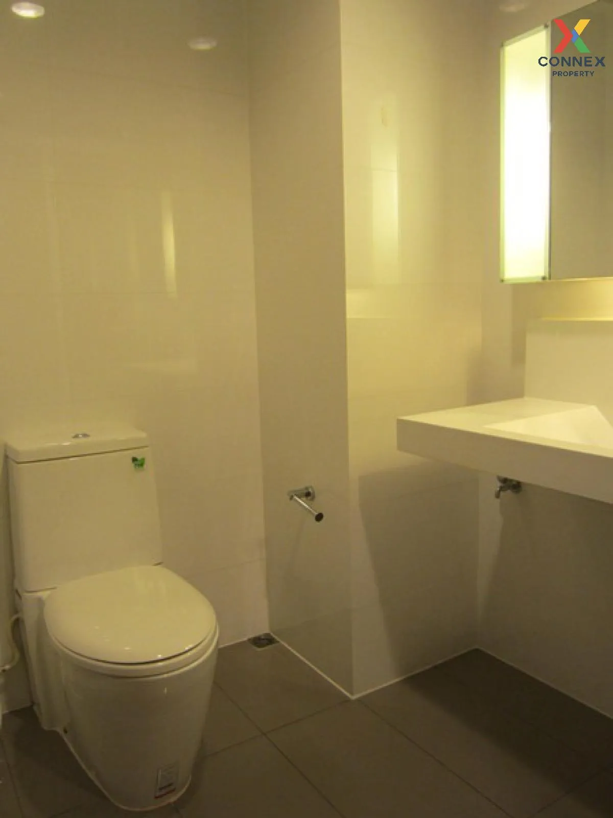 FOR RENT condo , Rhythm Ratchada , MRT-Ratchadaphisek , Sam Saen  FOR RENT condo , Rhythm Ratchada , MRT-Ratchadaphisek , Sam Saen