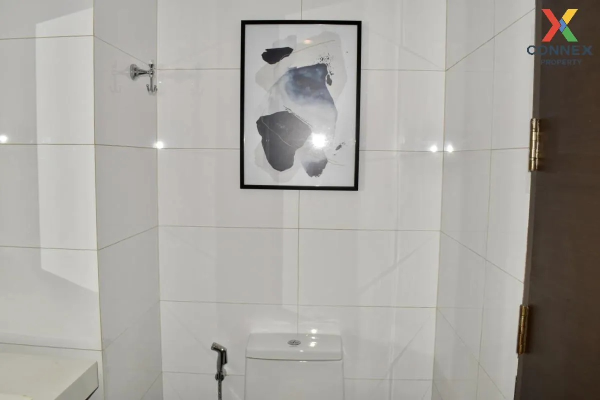 FOR SALE condo , Rhythm Ratchada , MRT-Ratchadaphisek , Sam Saen  FOR SALE condo , Rhythm Ratchada , MRT-Ratchadaphisek , Sam Saen