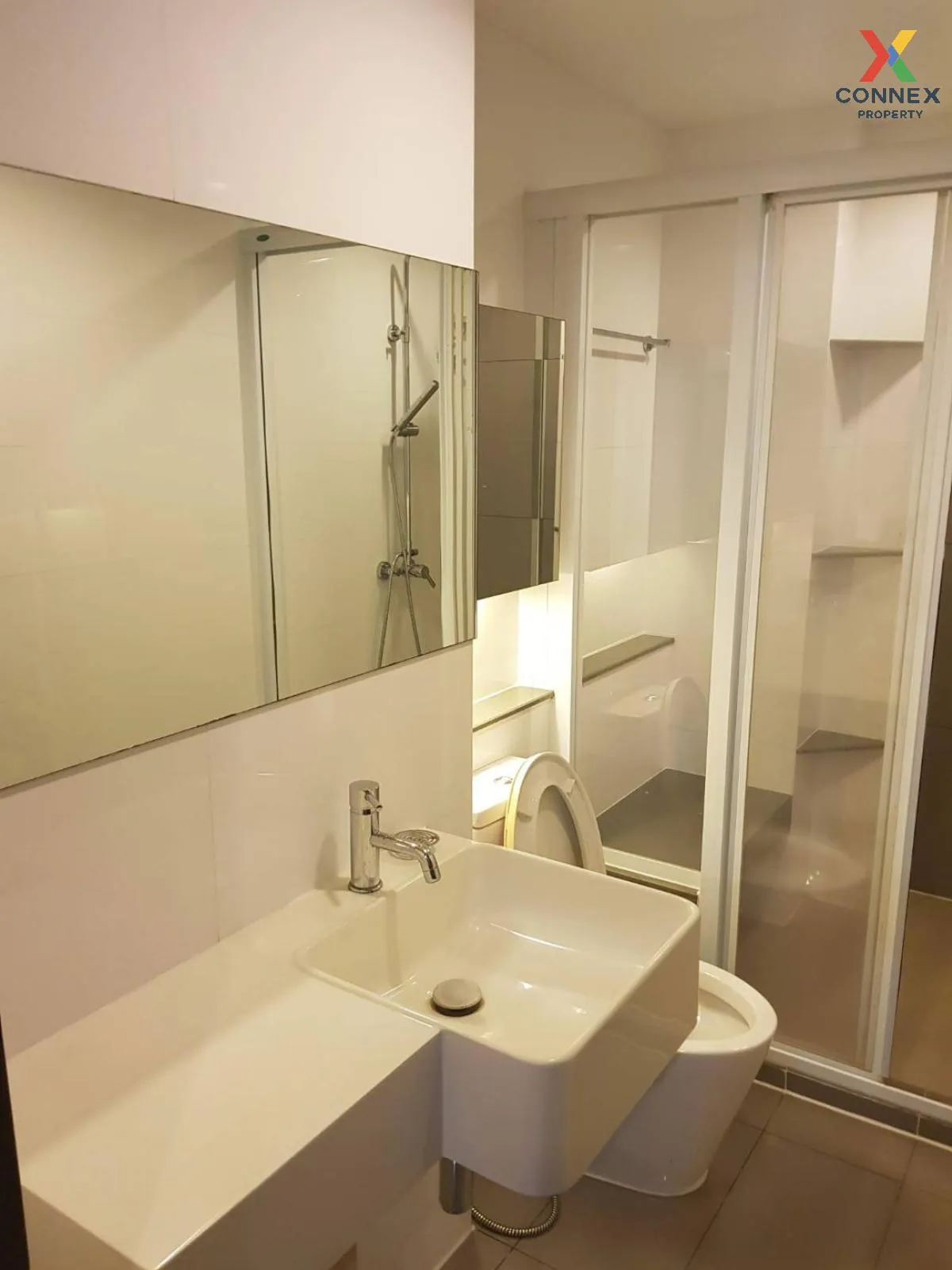 FOR RENT condo , Rhythm Ratchada , MRT-Ratchadaphisek , Sam Saen  FOR RENT condo , Rhythm Ratchada , MRT-Ratchadaphisek , Sam Saen