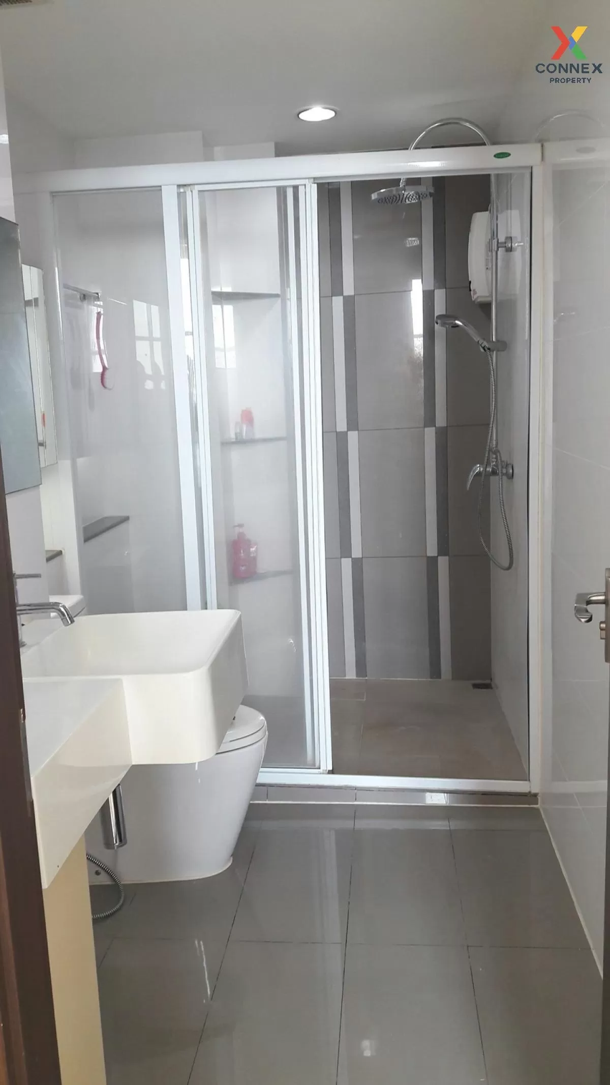 FOR RENT condo , Rhythm Ratchada , MRT-Ratchadaphisek , Sam Saen  FOR RENT condo , Rhythm Ratchada , MRT-Ratchadaphisek , Sam Saen
