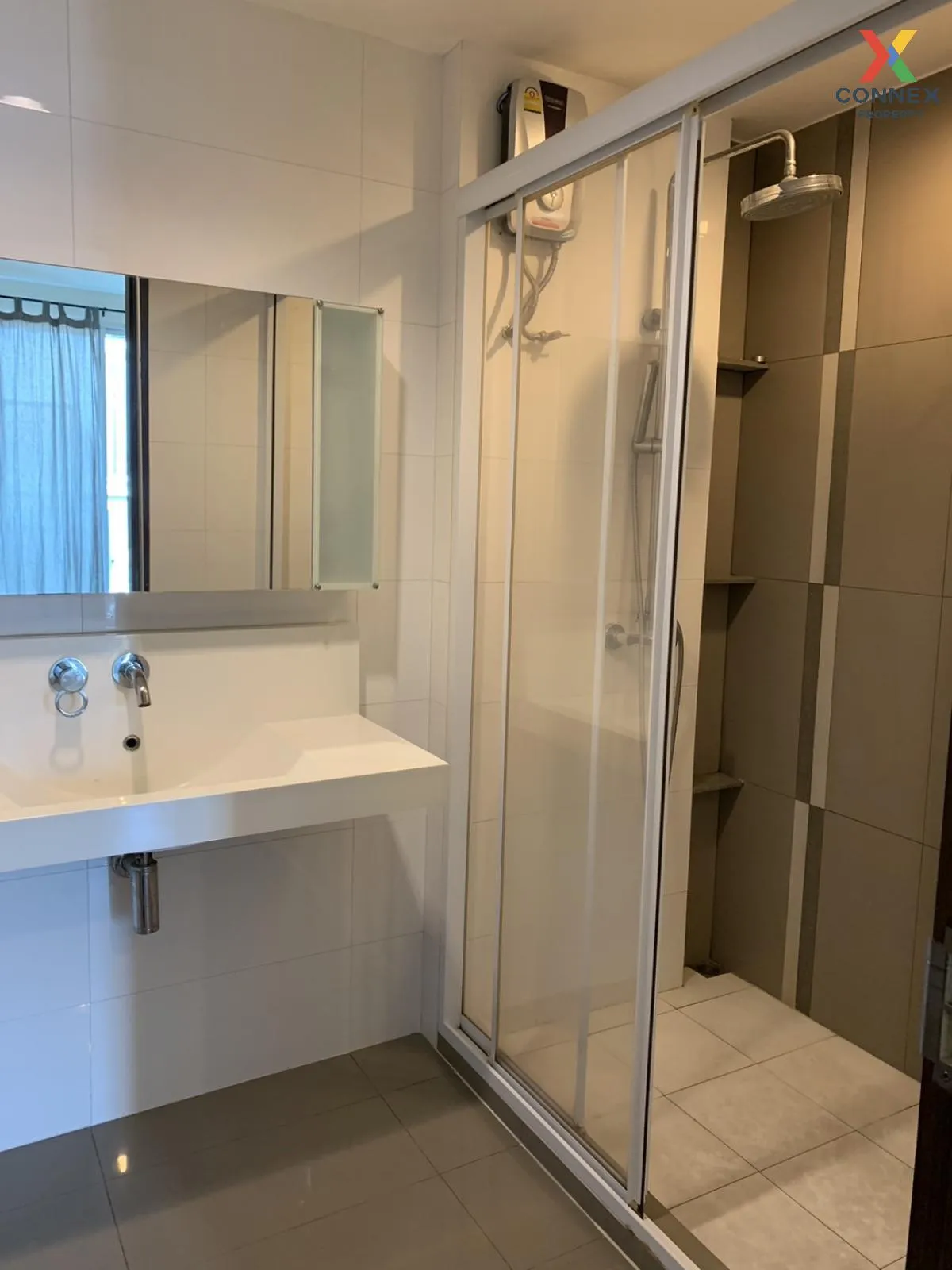 FOR RENT condo , Rhythm Ratchada , MRT-Ratchadaphisek , Sam Saen  FOR RENT condo , Rhythm Ratchada , MRT-Ratchadaphisek , Sam Saen