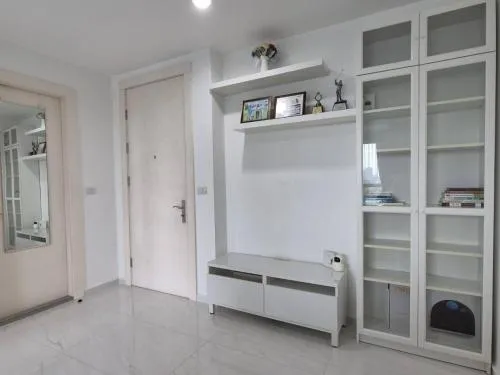 FOR SALE condo , Rhythm Ratchada , MRT-Ratchadaphisek , Sam Saen Nok , Huai Khwang , Bangkok , CX-42577