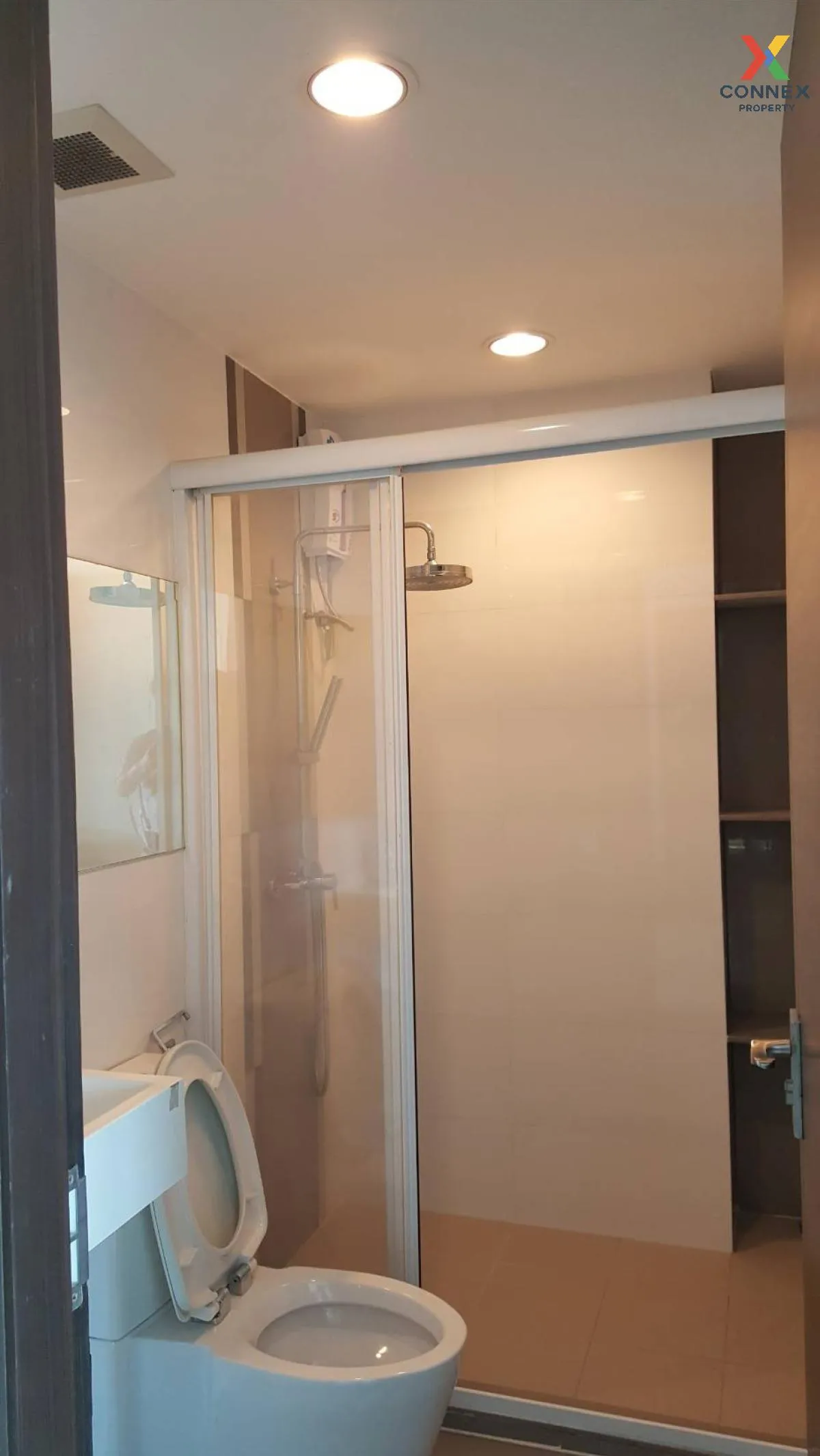 FOR RENT condo , Rhythm Ratchada , MRT-Ratchadaphisek , Sam Saen  FOR RENT condo , Rhythm Ratchada , MRT-Ratchadaphisek , Sam Saen