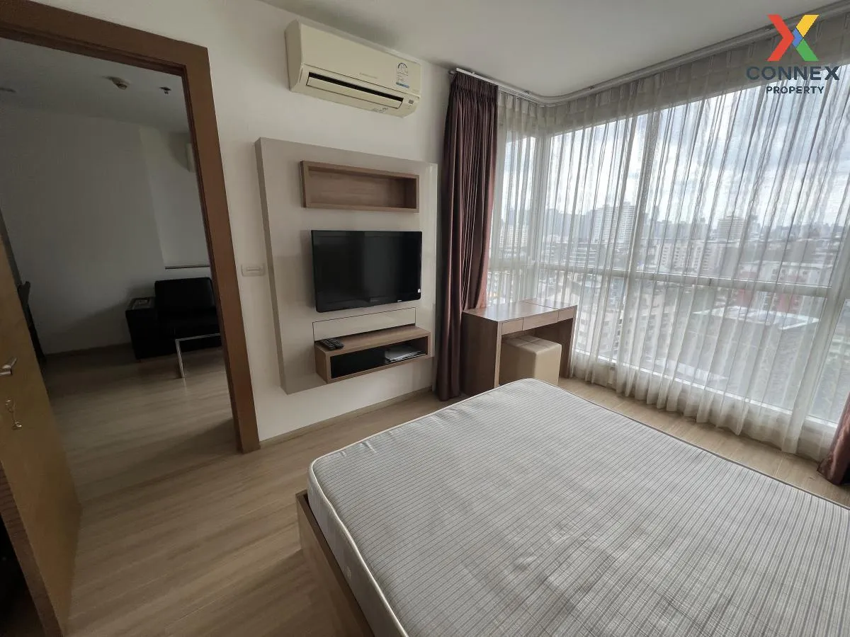 FOR RENT condo , Rhythm Ratchada - Huai Khwang , MRT-Huai Khwang 