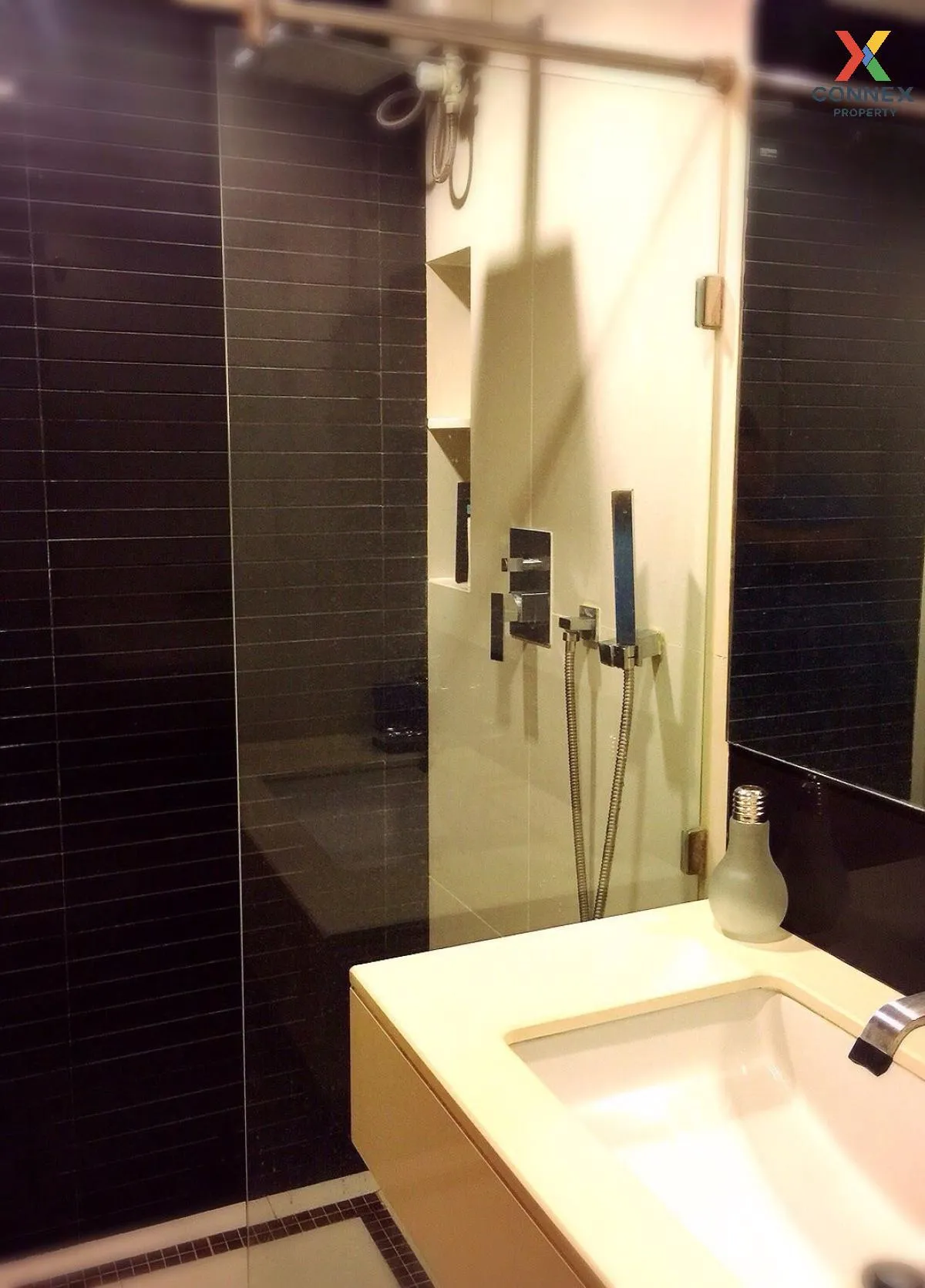 FOR RENT condo , Rhythm Ratchada - Huai Khwang , MRT-Huai Khwang 