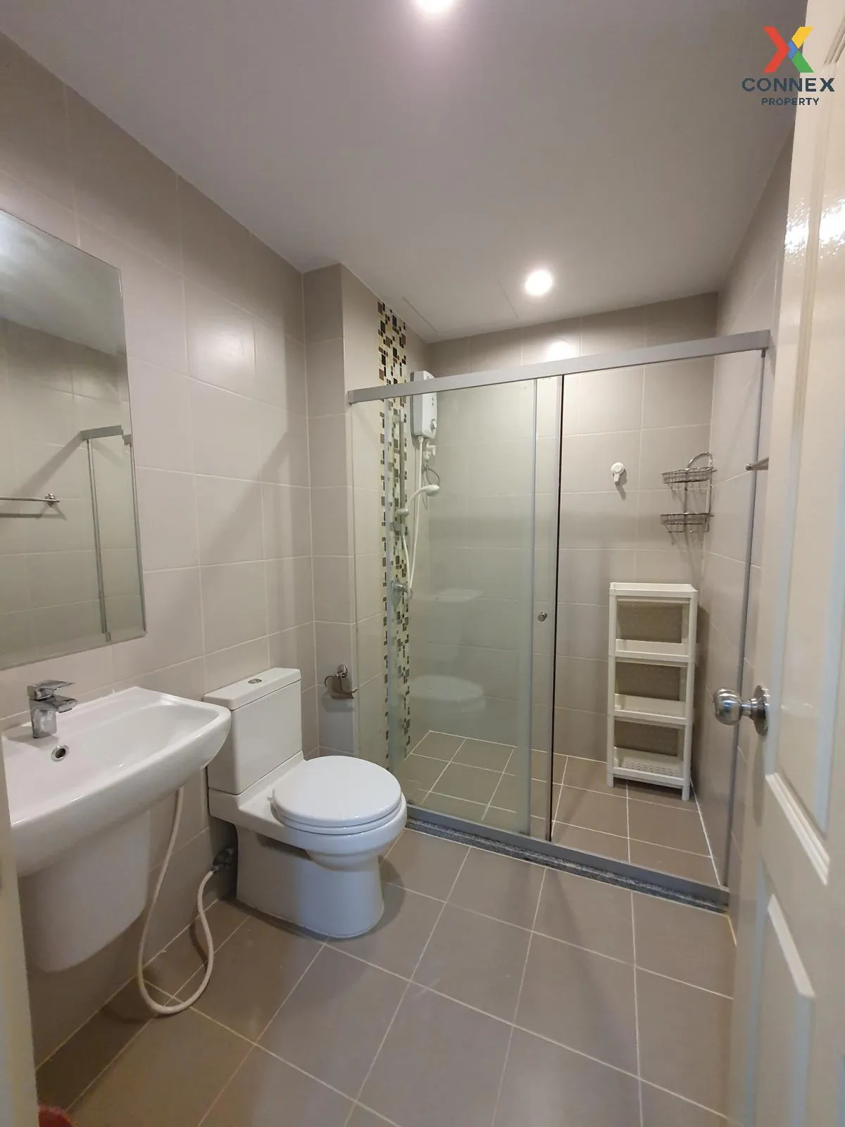 FOR RENT condo , Supalai Veranda Rama 9 , MRT-Phra Ram 9 , Bang K FOR RENT condo , Supalai Veranda Rama 9 , MRT-Phra Ram 9 , Bang K