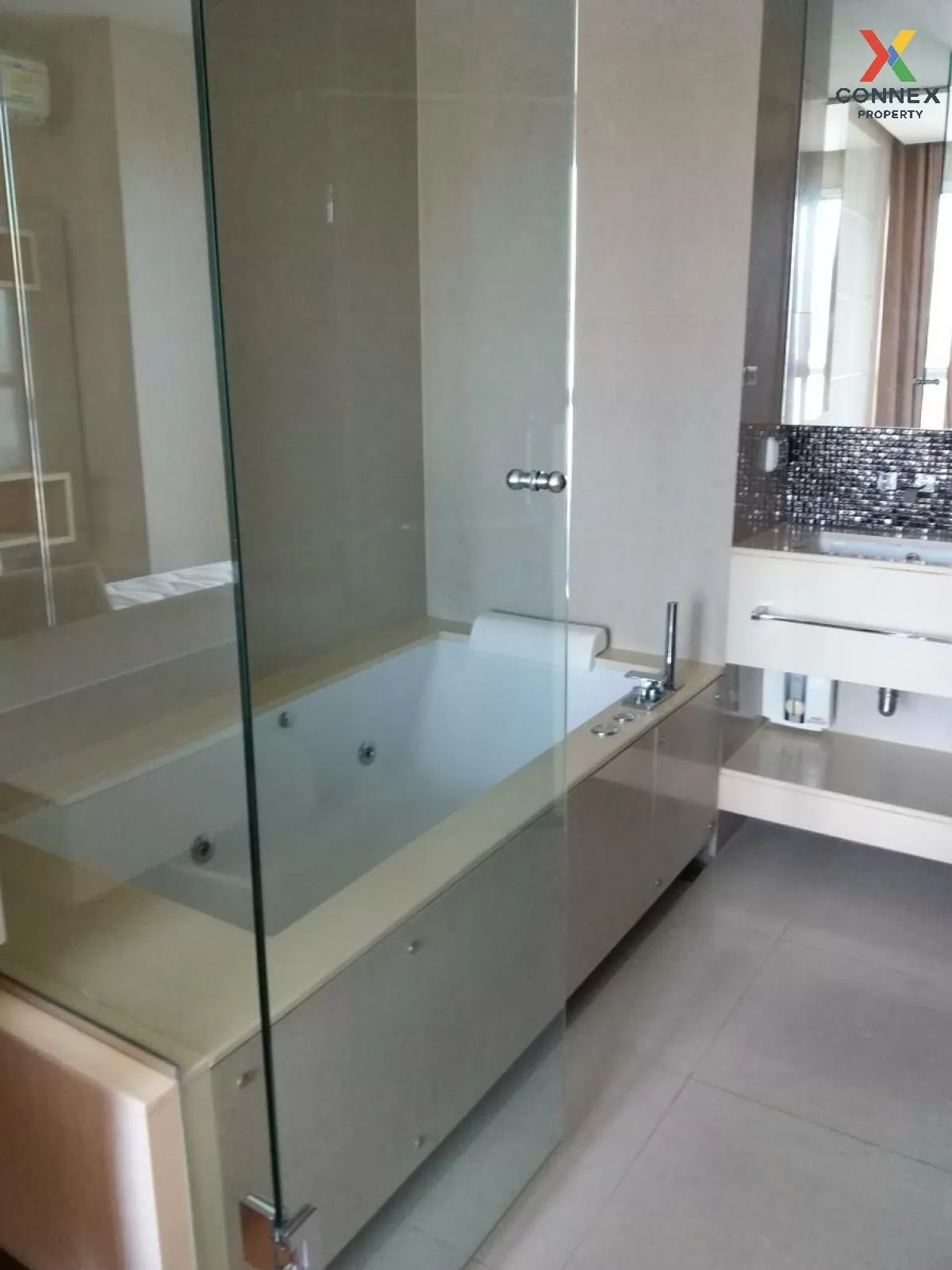 เช่าคอนโด  ดิ แอดเดรส อโศก MRT-เพชรบุรี มักกะสัน เขต ราชเทวี กรุง