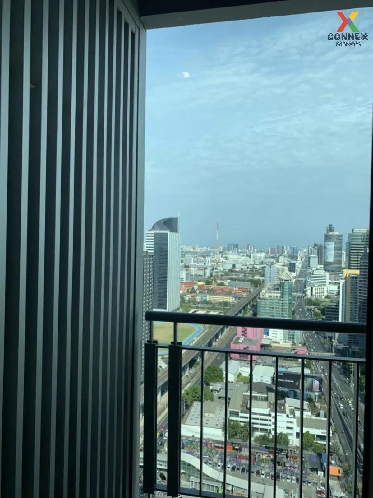 เช่าคอนโด  ดิ แอดเดรส อโศก MRT-เพชรบุรี มักกะสัน เขต ราชเทวี กรุง