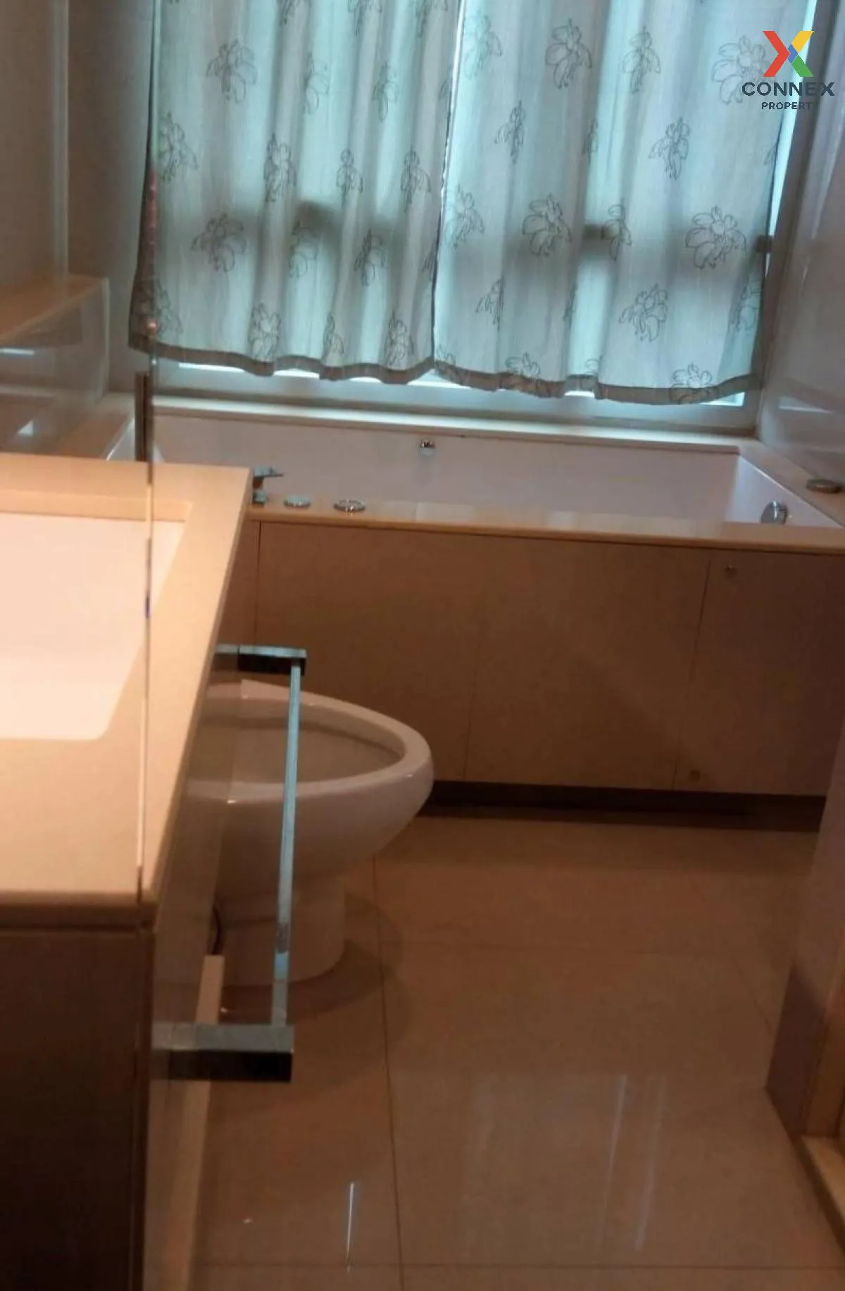 เช่าคอนโด  ดิ แอดเดรส อโศก MRT-เพชรบุรี มักกะสัน เขต ราชเทวี กรุง