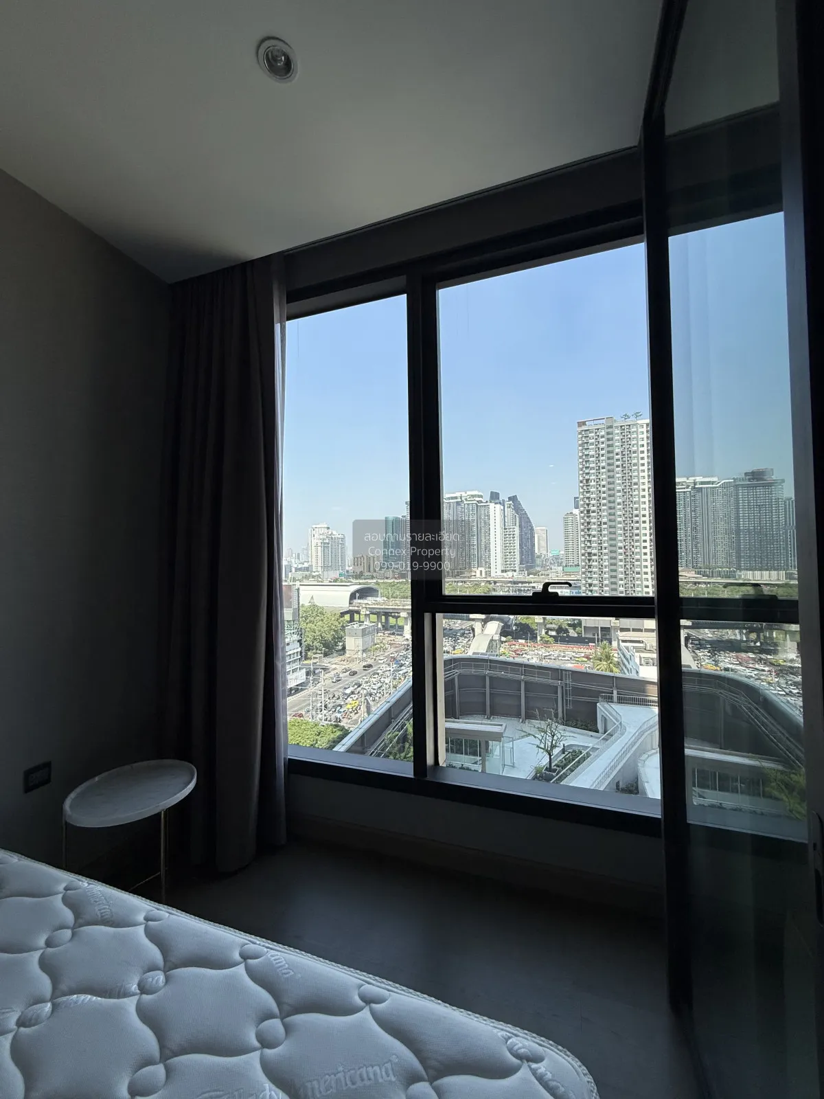 เช่าคอนโด  ดิ เอส แอท สิงห์คอมเพล็กซ์ MRT-เพชรบุรี บางกะปิ เขต ห้