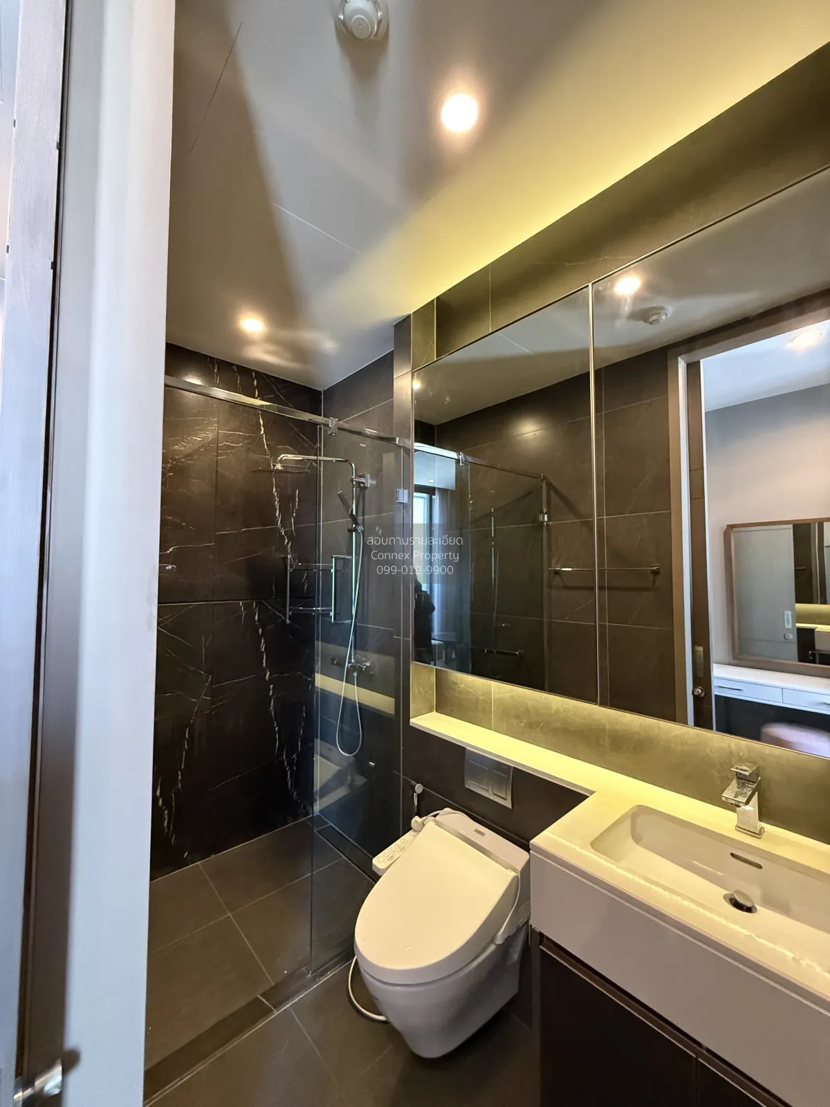 เช่าคอนโด  ดิ เอส แอท สิงห์คอมเพล็กซ์ MRT-เพชรบุรี บางกะปิ เขต ห้