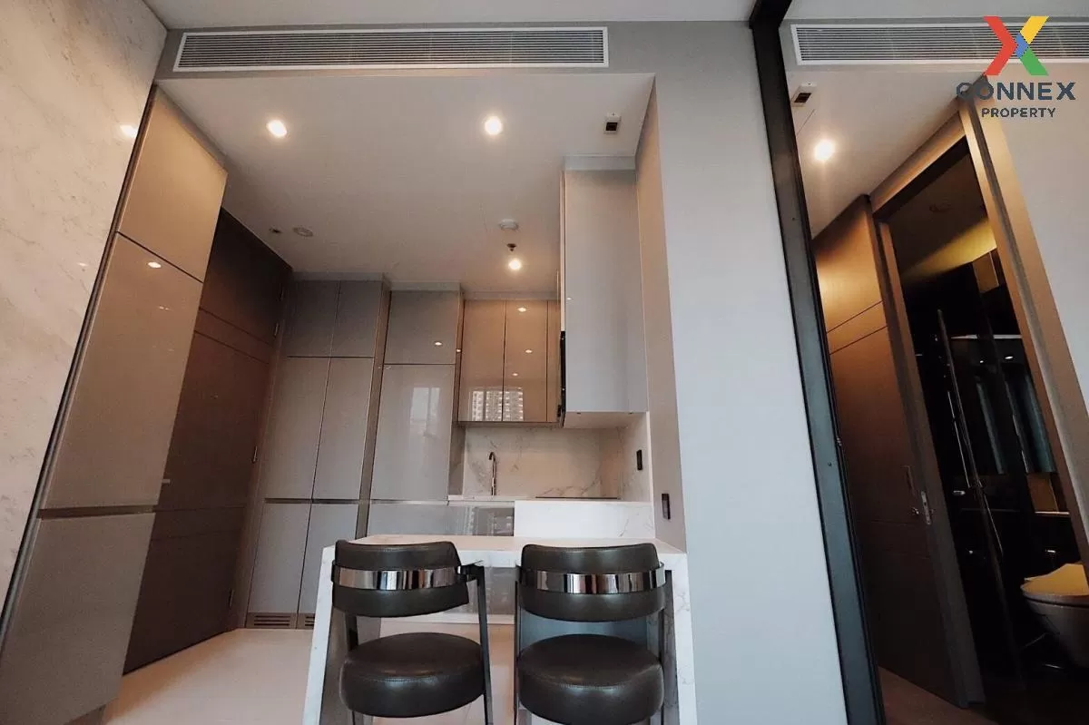 FOR RENT condo , The Esse at Singha Complex , MRT-Phetchaburi , B 2