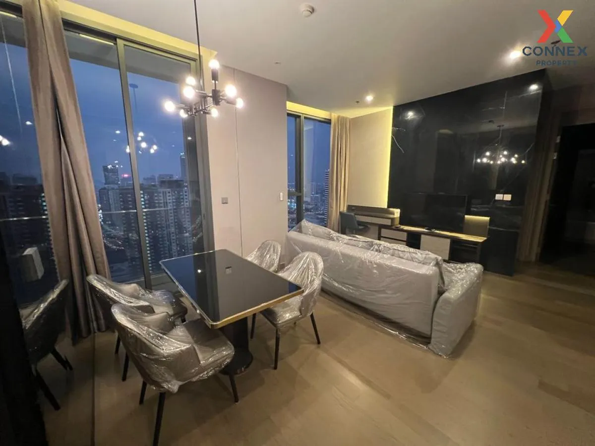 FOR RENT condo , The Esse at Singha Complex , high floor , MRT-Ph 1