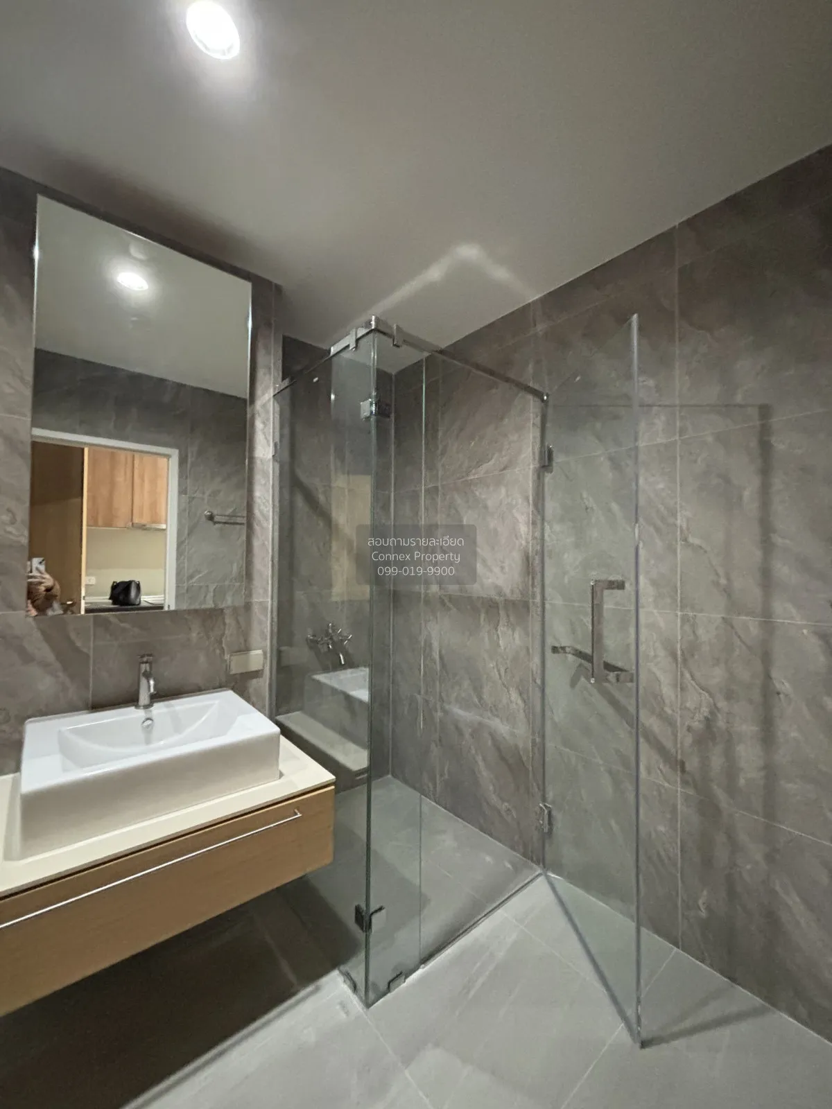 FOR RENT condo , The Issara Ladprao , MRT-Lat Phrao , Chomphon ,  3