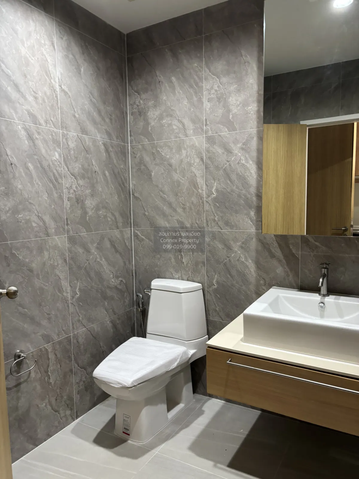 FOR RENT condo , The Issara Ladprao , MRT-Lat Phrao , Chomphon ,  4