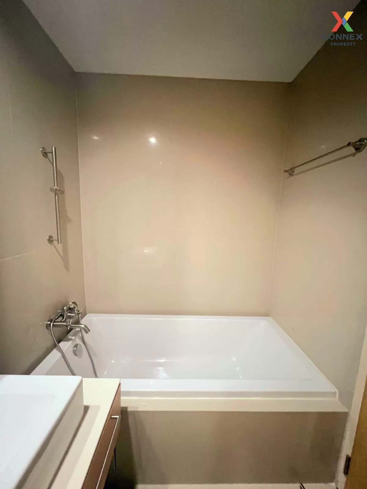 เช่าคอนโด  ดิ อิสสระ ลาดพร้าว MRT-ลาดพร้าว จอมพล  เขต จตุจักร กรุ