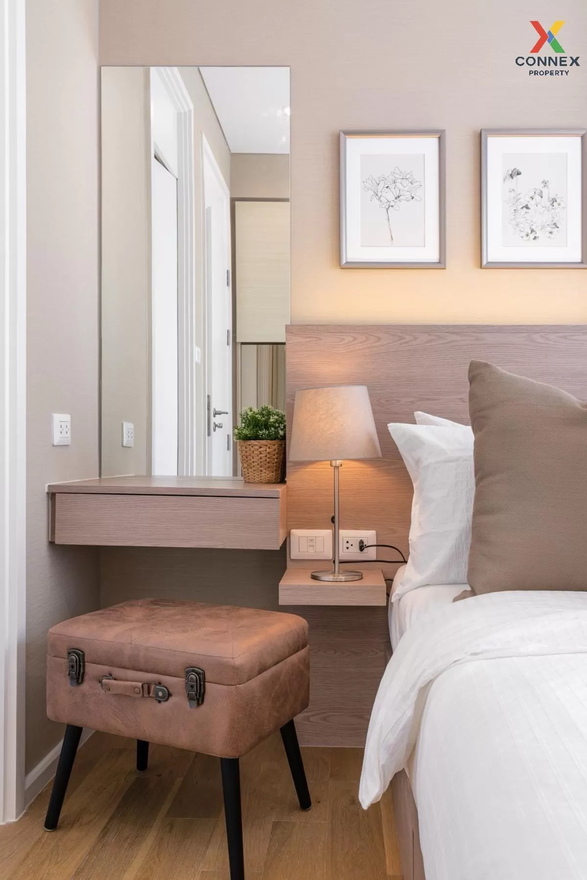 เช่าคอนโด  เดอะ เซนต์ เรซิเดนซ์ BTS-พหลโยธิน 59 จอมพล  เขต จตุจัก