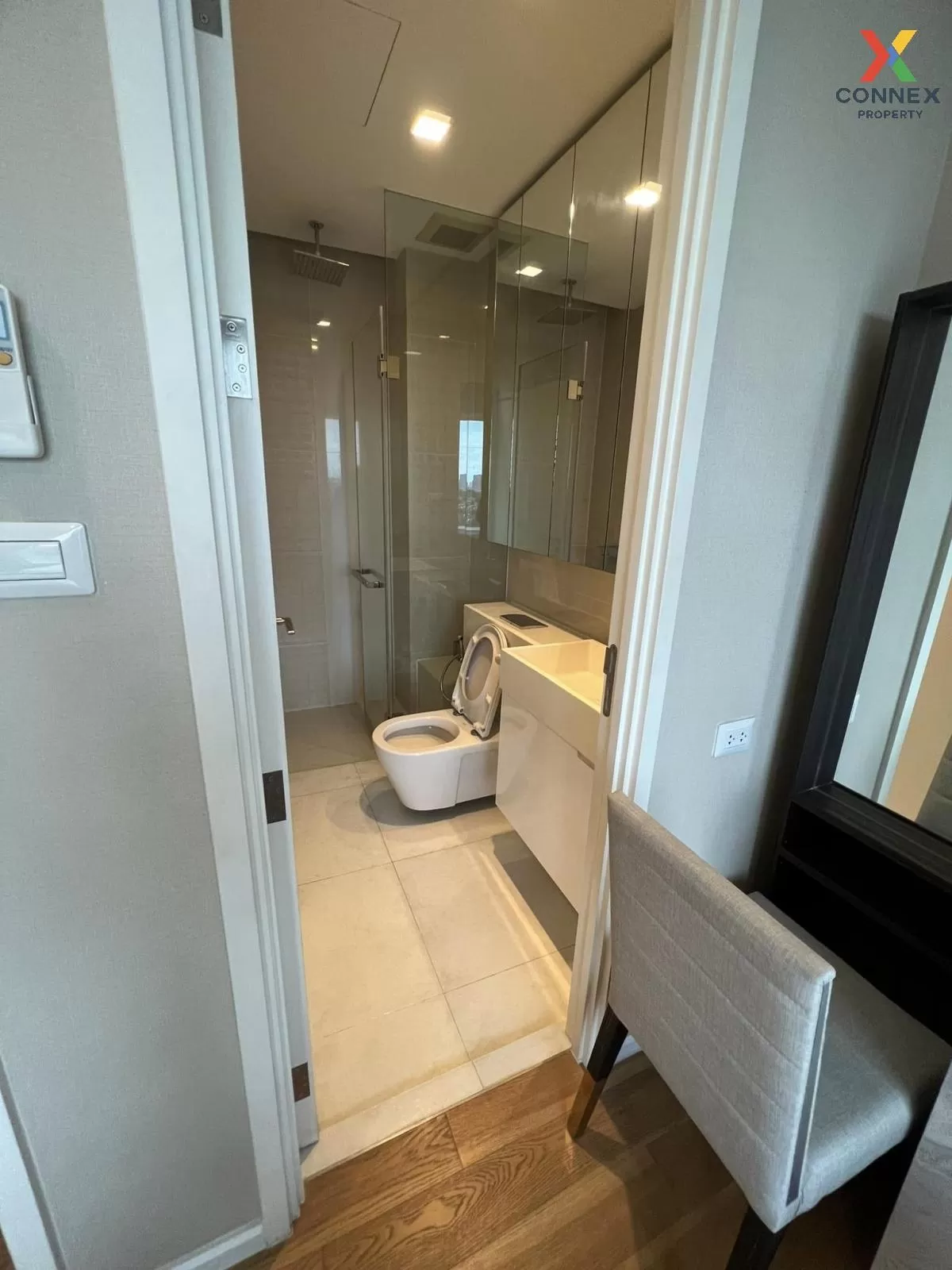 FOR RENT condo , The Saint Residences , BTS-Phahon Yothin 59 , Ch