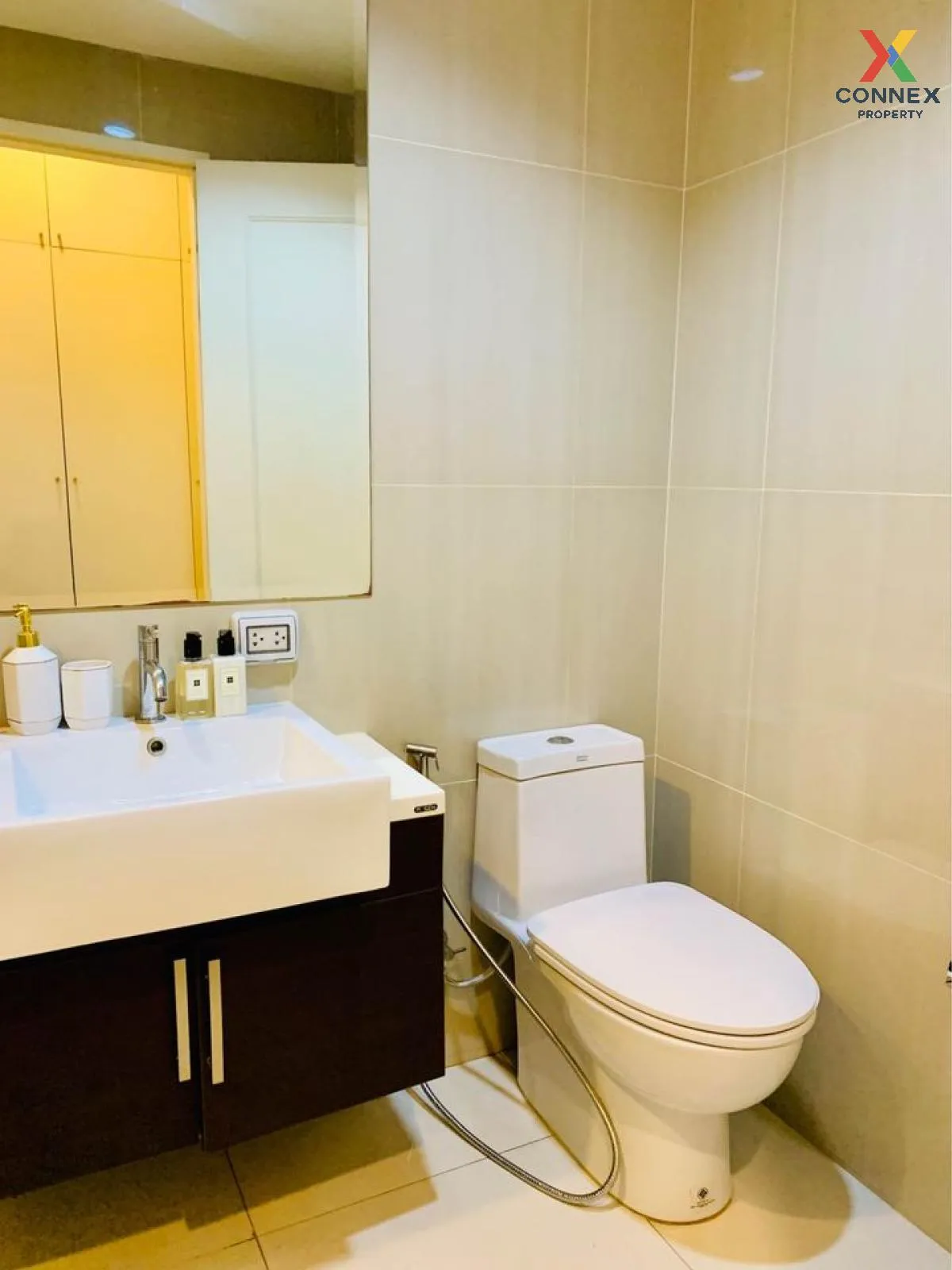 FOR SALE condo , Villa Asoke , MRT-Phetchaburi , Makkasan , Rat T FOR SALE condo , Villa Asoke , MRT-Phetchaburi , Makkasan , Rat T