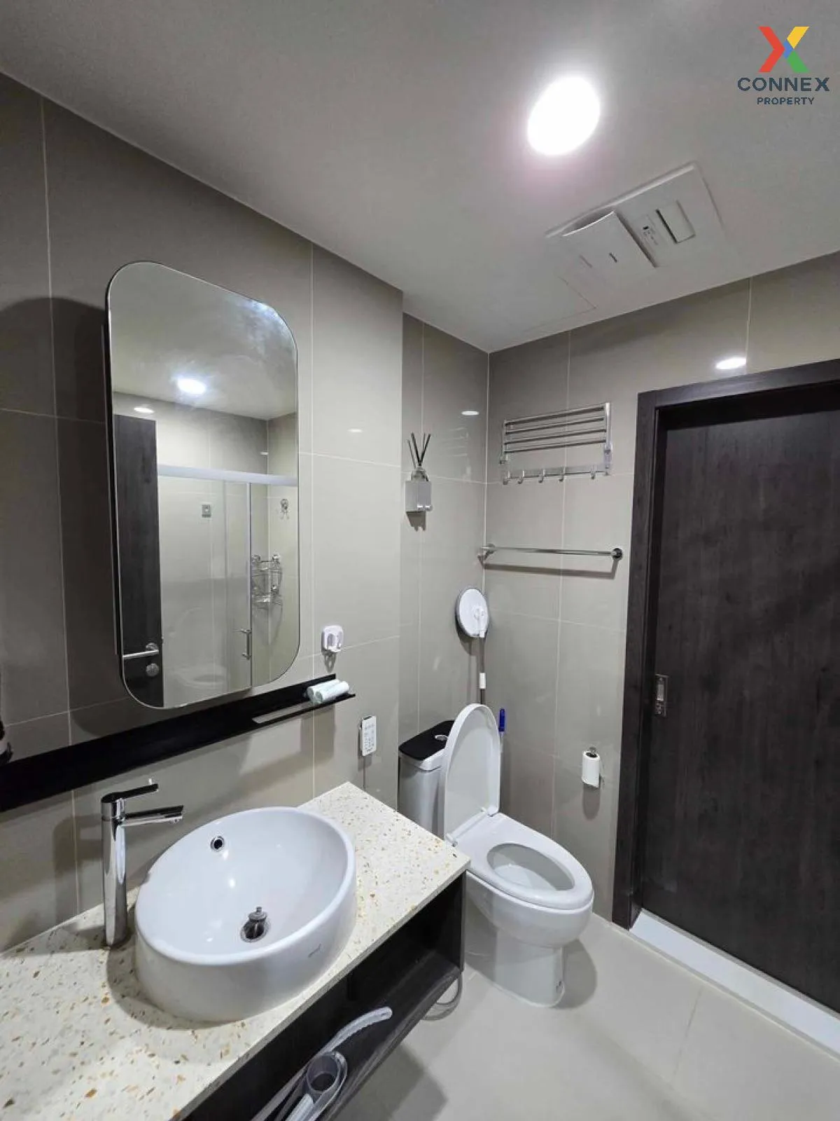 FOR SALE condo , XT Huaikhwang , MRT-Huai Khwang , Huai Khwang ,  FOR SALE condo , XT Huaikhwang , MRT-Huai Khwang , Huai Khwang ,