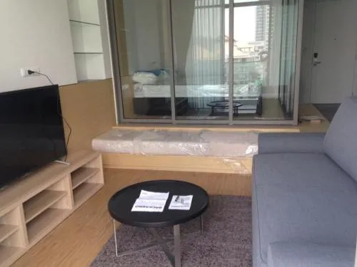 FOR RENT condo , Siamese Surawong , MRT-Sam Yan , Si Phraya , Bang Rak , Bangkok , CX-45601