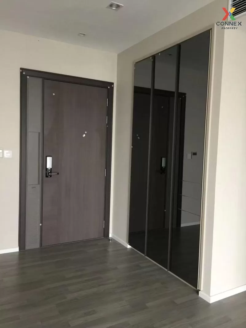 FOR SALE condo , 333 Riverside , nice view , high floor , river v FOR SALE condo , 333 Riverside , nice view , high floor , river v 2