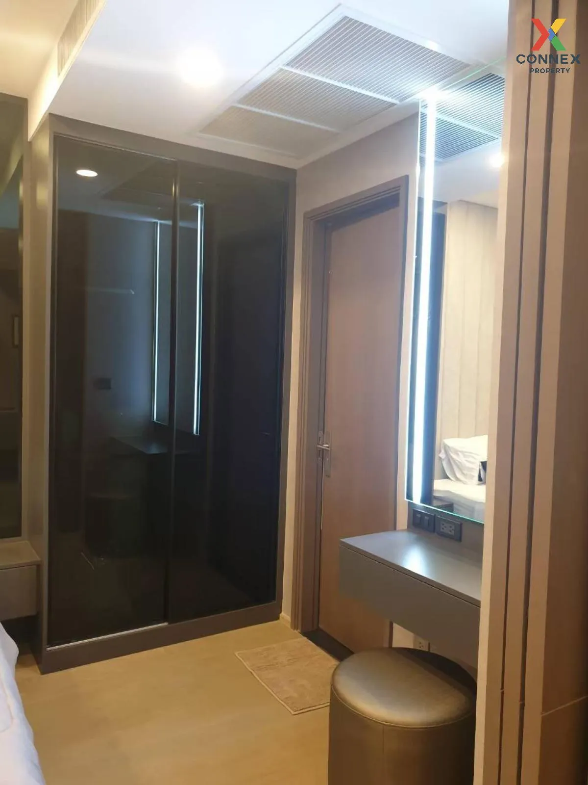 FOR RENT condo , Ashton Chula-Silom , MRT-Sam Yan , Si Phraya , B