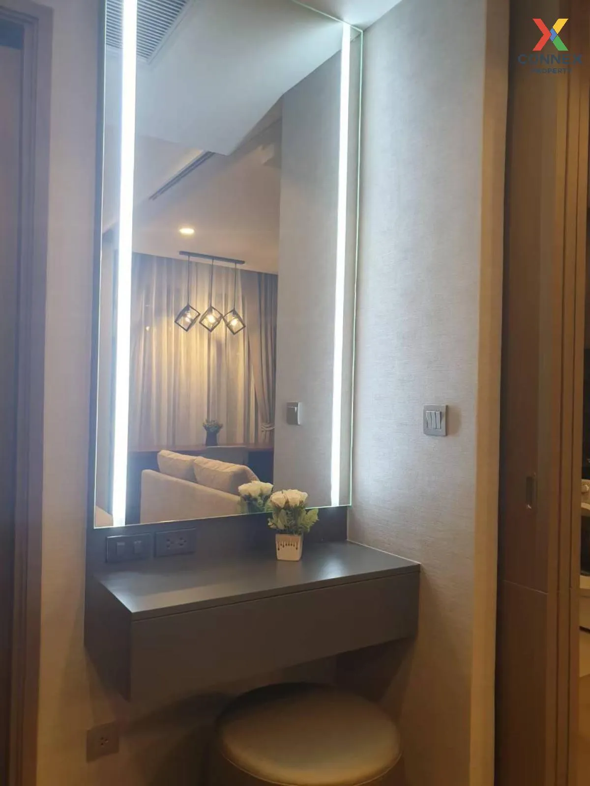 FOR RENT condo , Ashton Chula-Silom , MRT-Sam Yan , Si Phraya , B