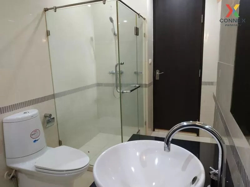 FOR RENT condo , Baan klang krung Siam Pathumwan , high floor , B